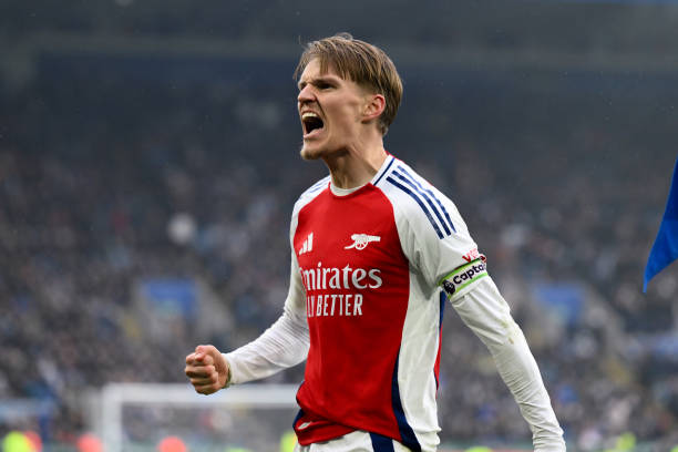 而另一位关 而另一位关