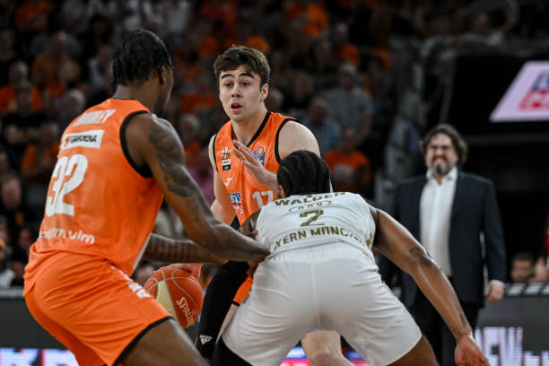 接受并从中 接受并从中