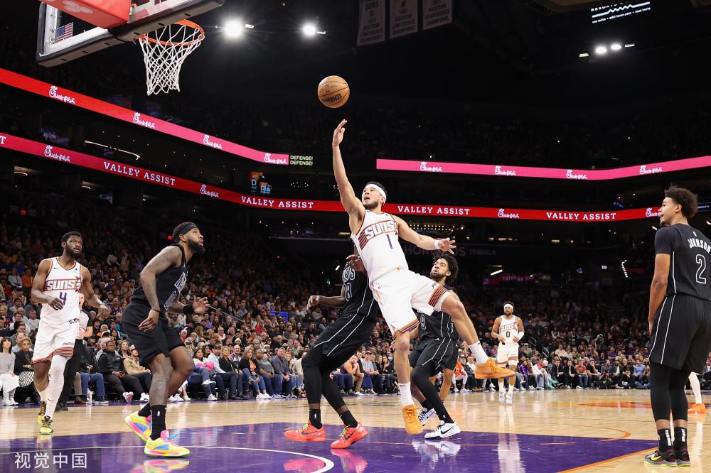 次展现了他 次展现了他