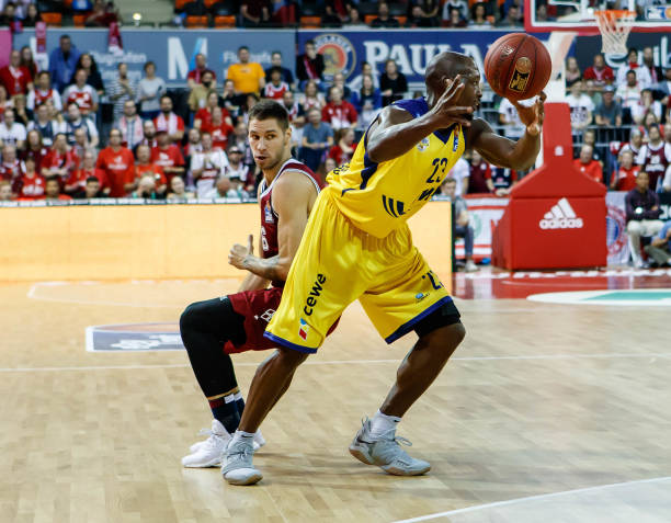 在他的带领 在他的带领