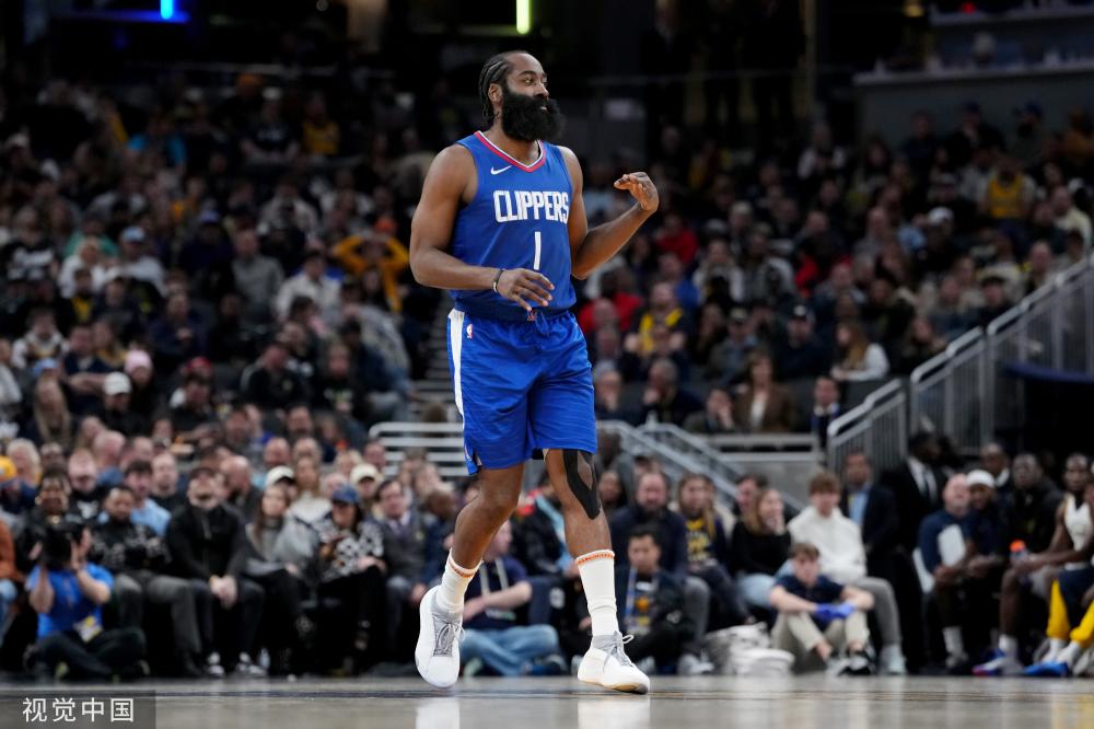 他在不断地 他在不断地